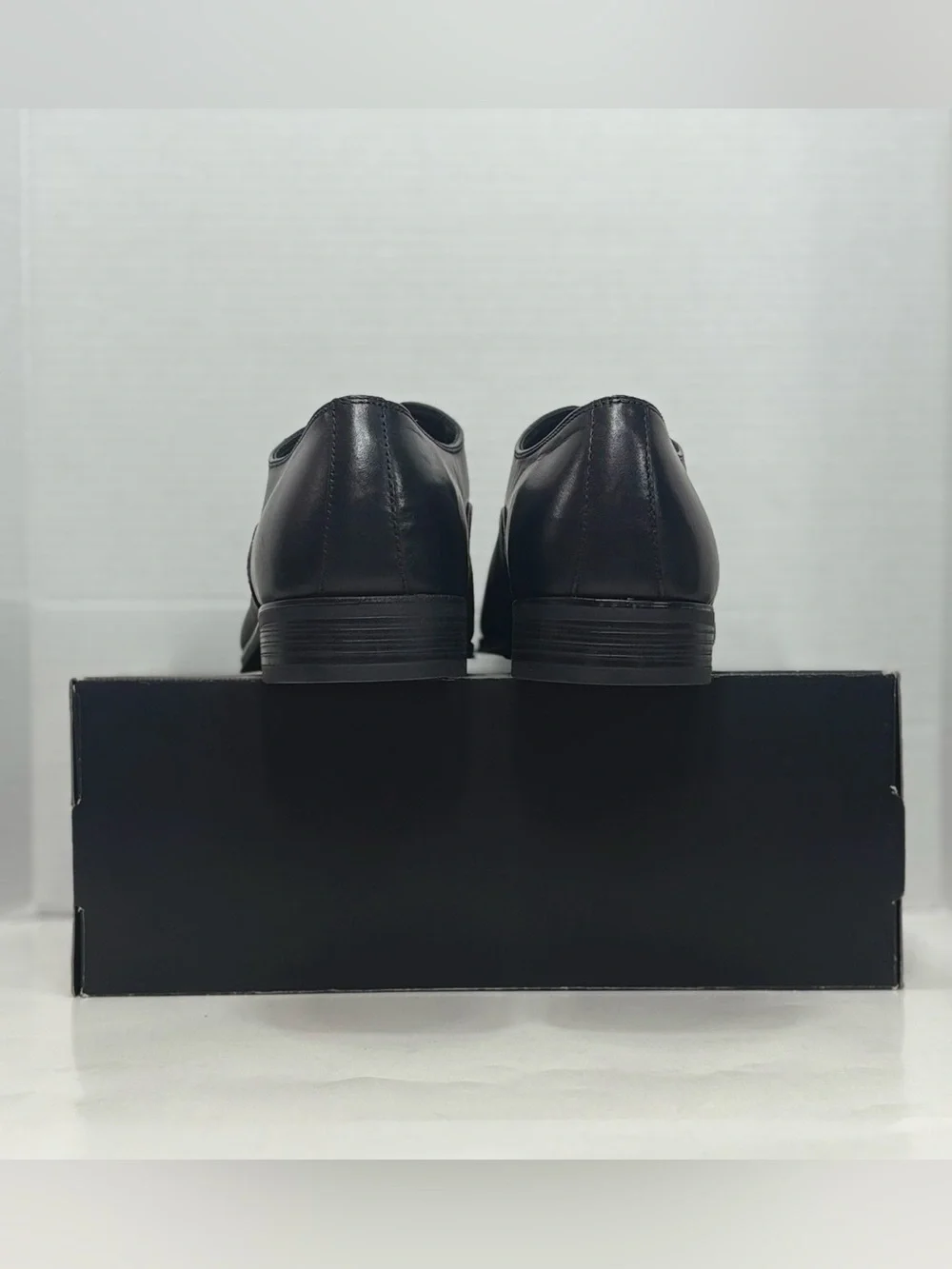 Size 10 Men Calvin Klein Men’s Drew Almond Toe Black Dress Shoes CMDREW NEW